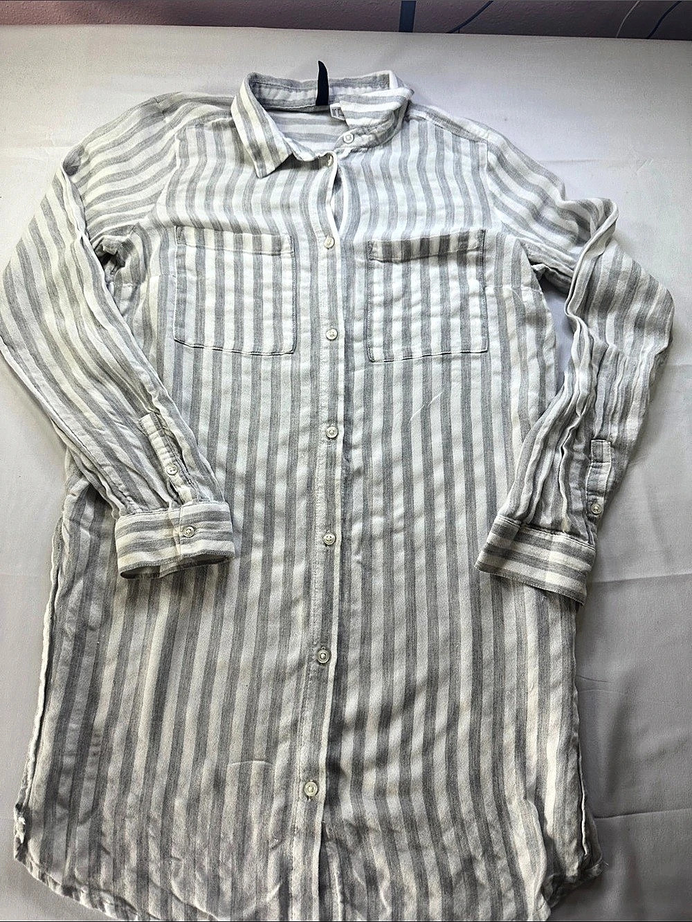 H&M Striped Linen Button Down in Gray & White Size Small